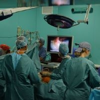 В Киеве с помощью робота сделали операцию на сердце